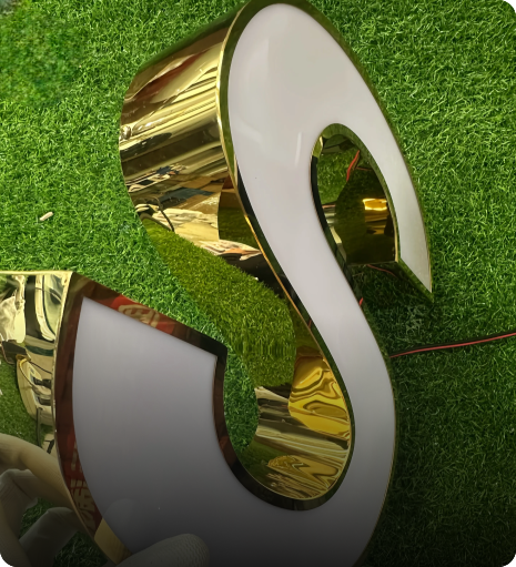 Commercial-Grade-Durable-Materials-Photoroom